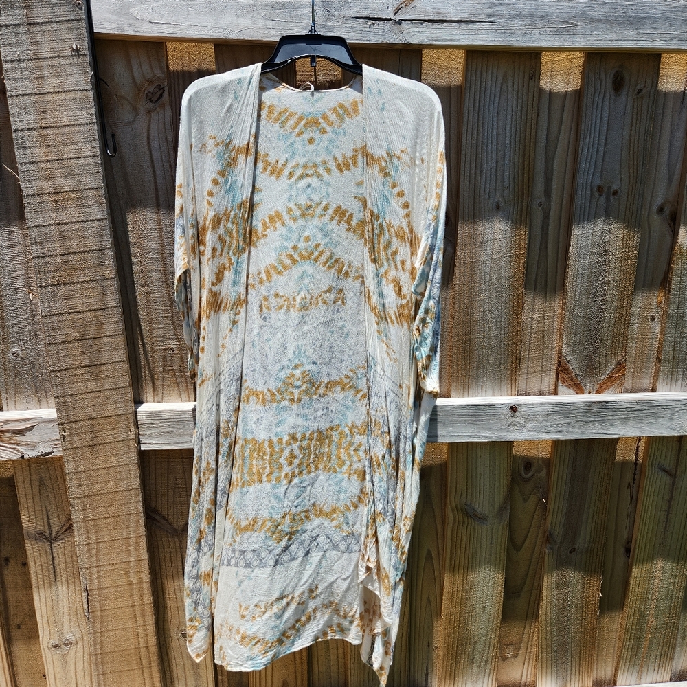 Blue and gold/brown 3/4 length kimono